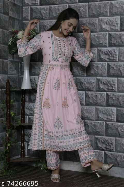 Kurta set  uploaded by DELUXE  STORE on 5/3/2023