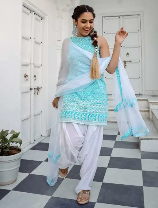 Women's ethntic wear uploaded by Taha fashion from surat on 5/4/2023