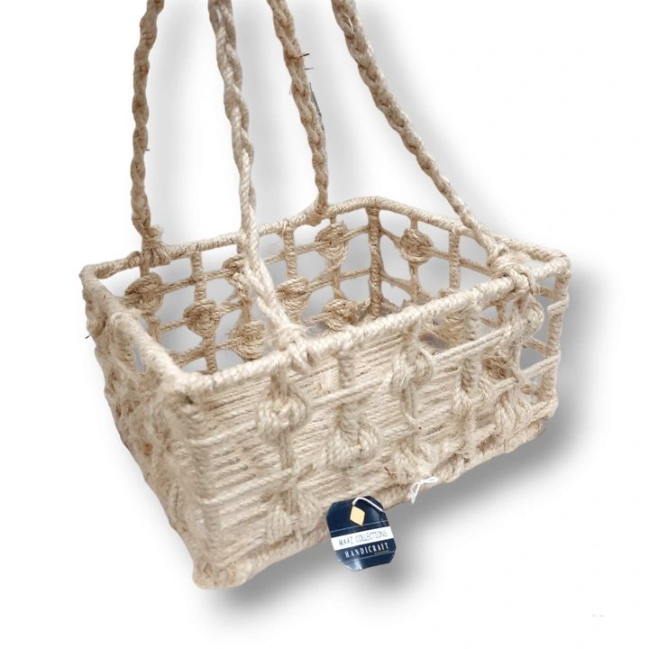 Jute Basket uploaded by MAAZ COLLECTIONS  on 5/4/2023