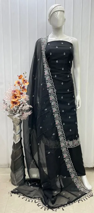 *TOP* ORGANZA  uploaded by Shree sachha collection on 5/4/2023
