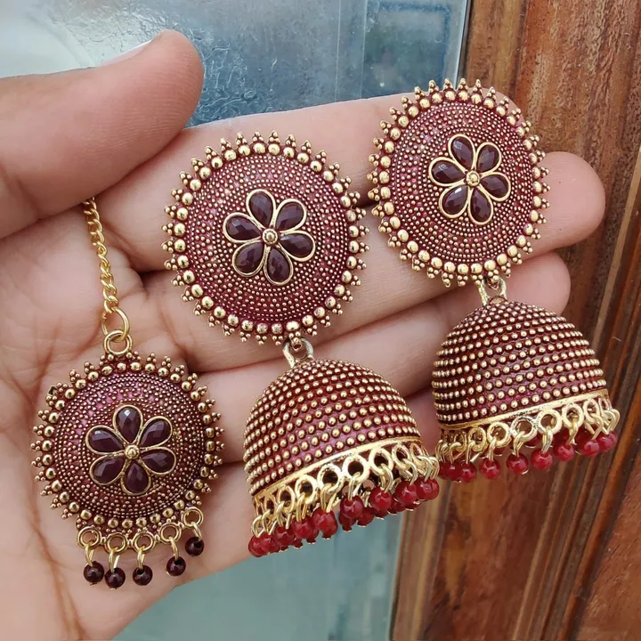 EARING WITH TIKKA SET uploaded by Jewelery outlet on 5/30/2024