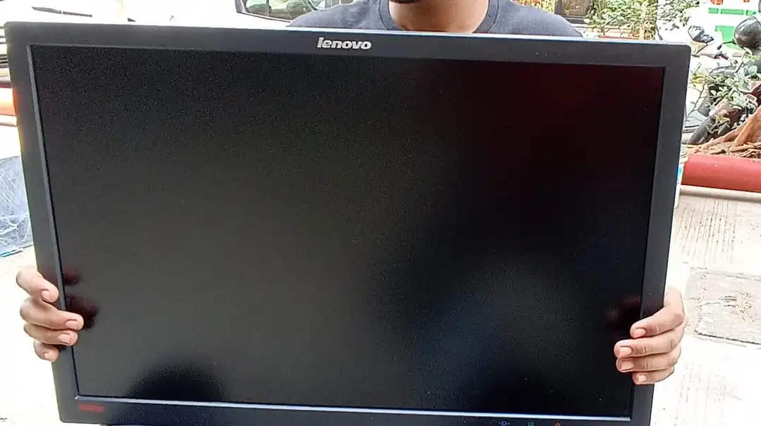 Used Lenovo 24" Inches monitor in Navi Mumbai uploaded by Global Telecom on 5/5/2023