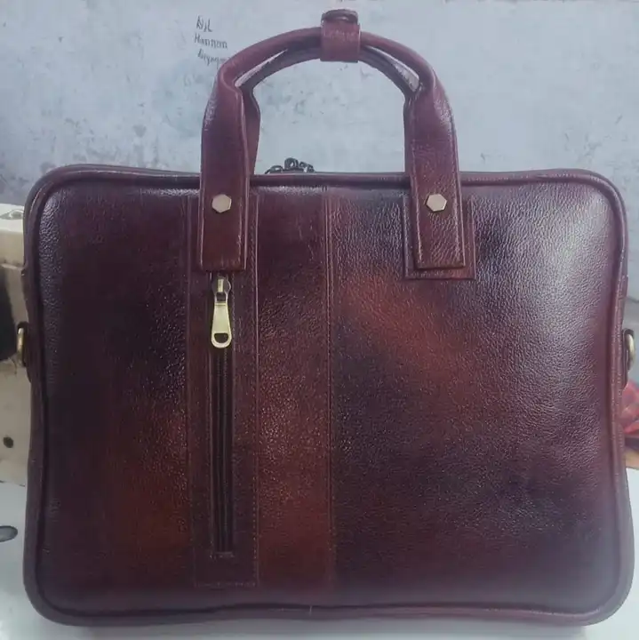 Leather handbags  uploaded by business on 5/5/2023