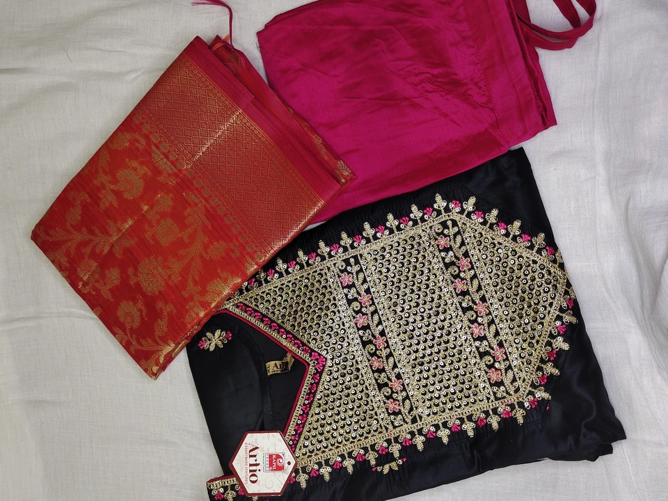 Silk set with Banarasi Jacquard weaving Dupatta  uploaded by Ms and Mrs - House of Fabrics on 5/5/2023