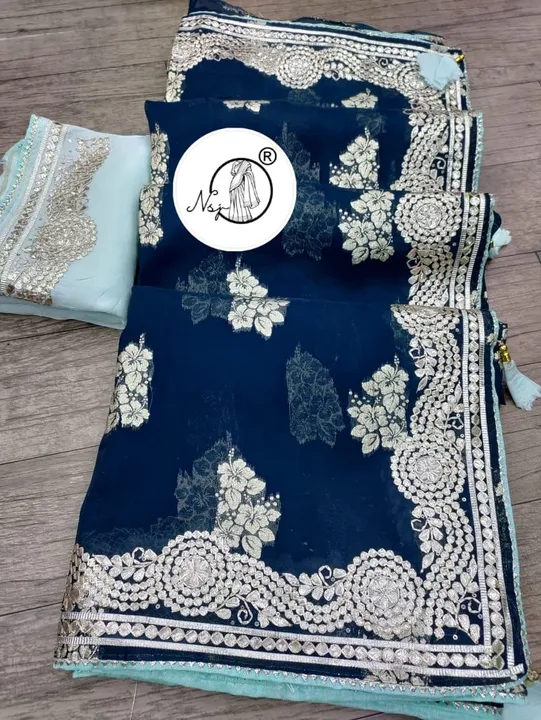 Presents  gotapatti Saree*

New Launching for beauty

beautiful colour combination saree for all lad uploaded by Gotapatti manufacturer on 5/5/2023