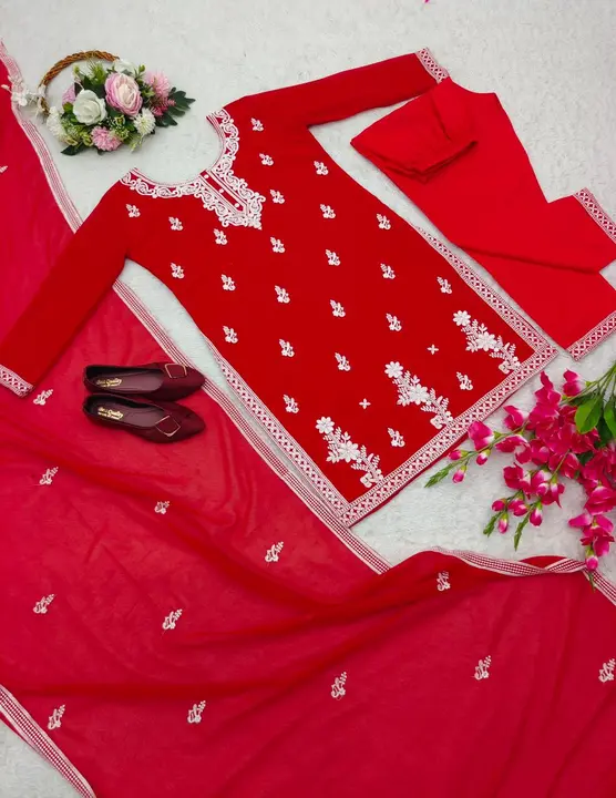 Butiful duppata set uploaded by Villa outfit on 5/6/2023