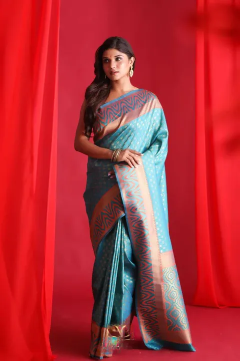 Jecard fency sarees  uploaded by Villa outfit on 5/6/2023