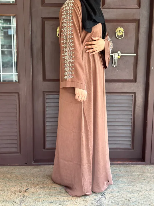 Handworked burqa uploaded by Raaya Abaya on 5/6/2023