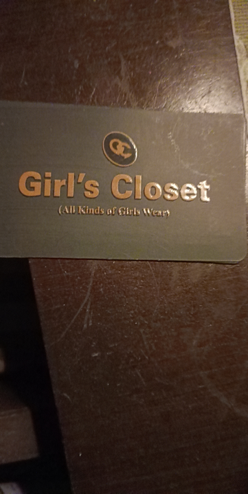 Visiting card store images of Girl's closet