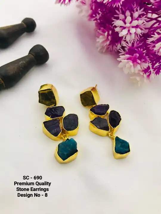 Uncut stone earrings  uploaded by Shreevari fashion on 5/29/2024