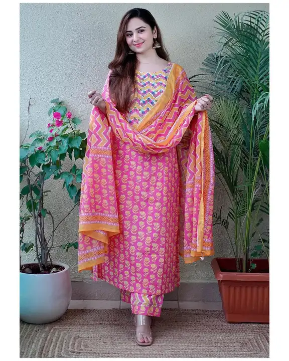 *NEW LUNCHING*🥰

*Beautiful cotton 60*60 fabric fine quality straight cut design* 👗

⭐Available Si uploaded by Mahipal Singh on 5/6/2023