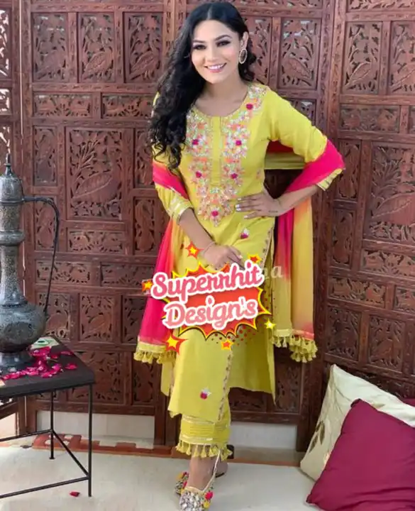 Kurti pant and dupatta uploaded by Taha fashion online store on 5/7/2023