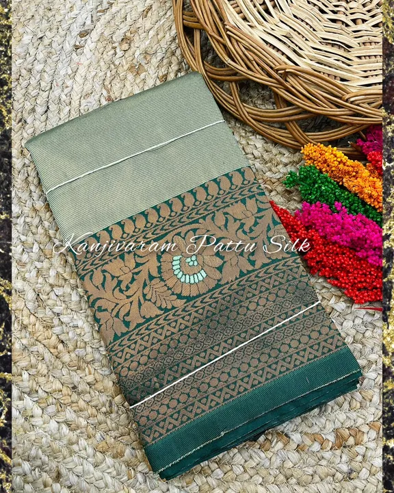 Saree uploaded by Taha fashion online store on 5/7/2023