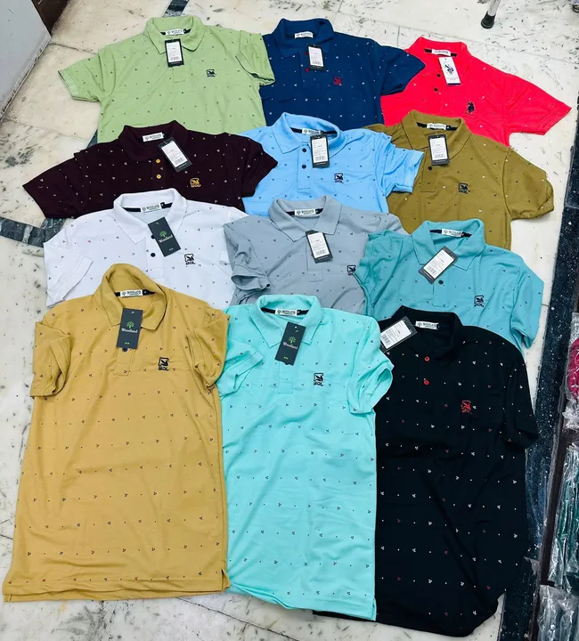 Round neck tshirts for men uploaded by VARDHAK COLLECTION  on 5/29/2024