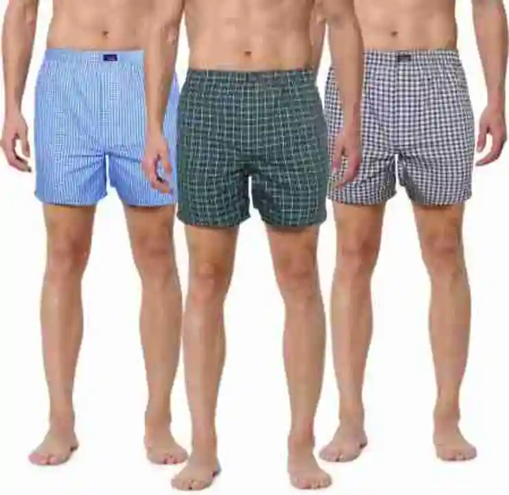 Post image Men's chex boxer 
Size = XL,XXL,3XL
Colors = multiple colors options 
Patters = 2 side pocket without chain or 2 side pocket with chain and front chain