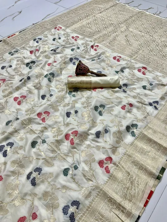 Super hit
Pure silk sarees


Fabric=pure heavy silk
Zari  with heavy Minakari weaving work

Blouse=R uploaded by Divya Fashion on 5/8/2023