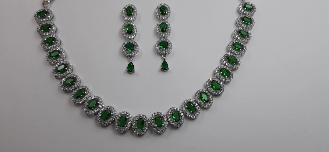 Necklace &earrings  uploaded by Jewel paradise on 5/8/2023