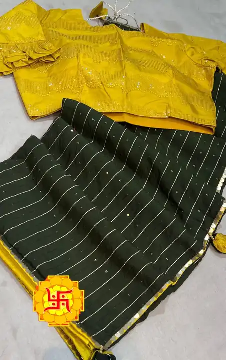 pretty saree uploaded by chehar ma online clothe on 5/8/2023