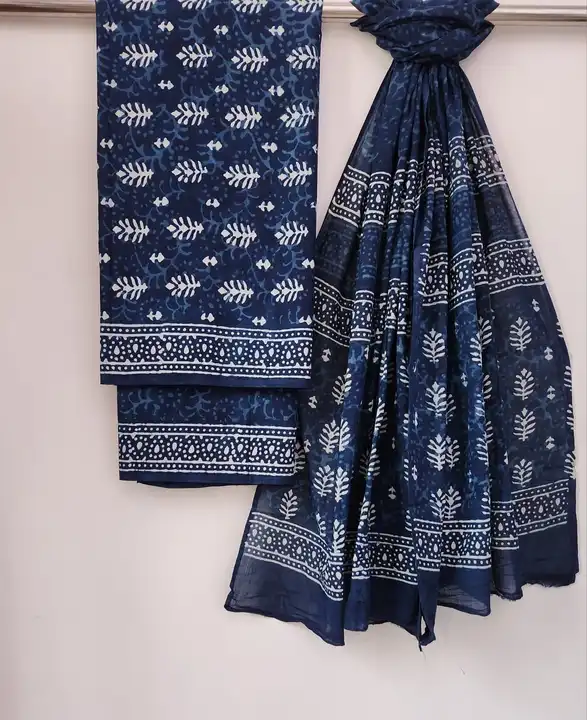 Cotton suits  uploaded by Om Sai Handicraft on 5/8/2023