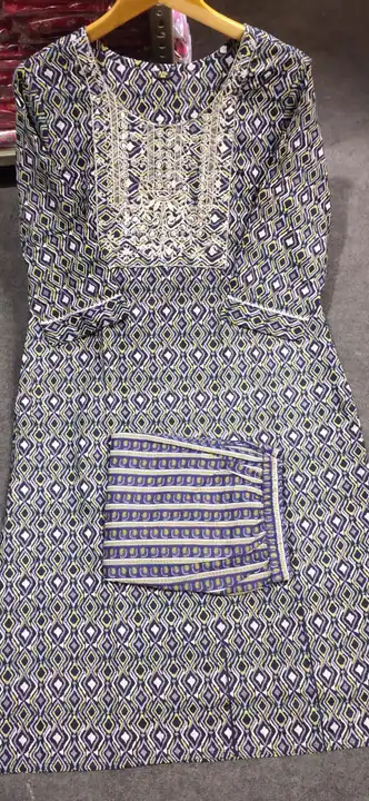 Kurti with pent  uploaded by Aakarshankurtis on 5/8/2023