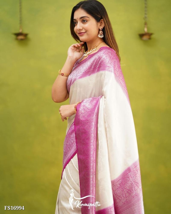 Sarees uploaded by Villa outfit on 5/9/2023