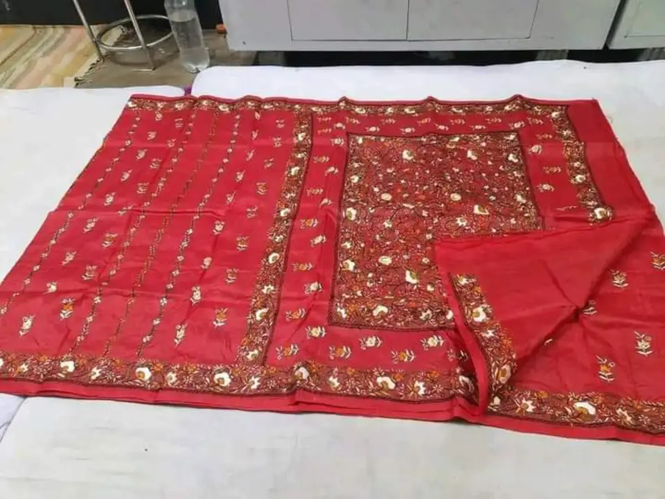 Parshi Kantha work Saree uploaded by Rangoli Kantha Stitch Works on 5/9/2023