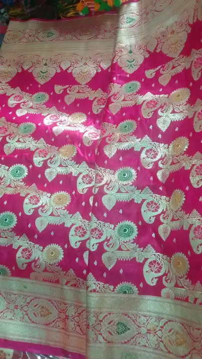 Marriage Banarasi all over working  uploaded by Somnath saree center on 5/9/2023