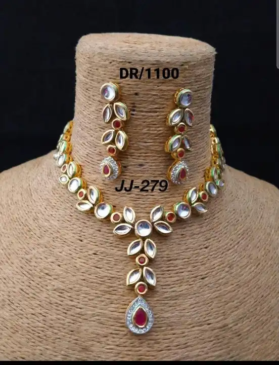 Kundan meenakari set  uploaded by D.R Artificial Jewellery on 5/9/2023