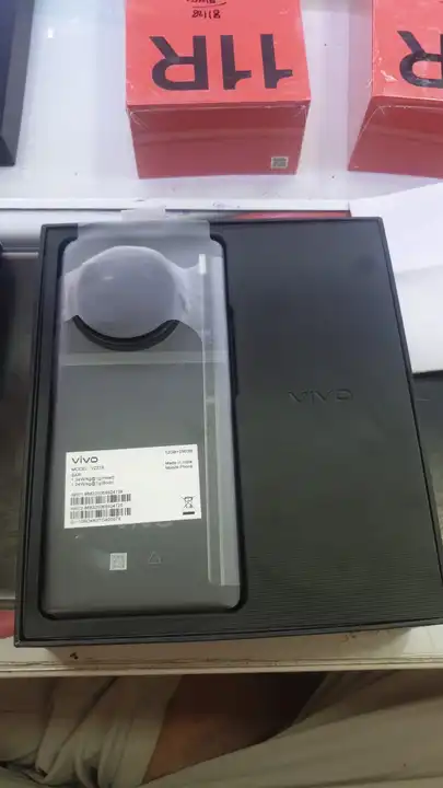Vivo x90pro 12)256 black only sealopen fullkit withbill indian billamount 85000  uploaded by Anas trading co on 5/9/2023