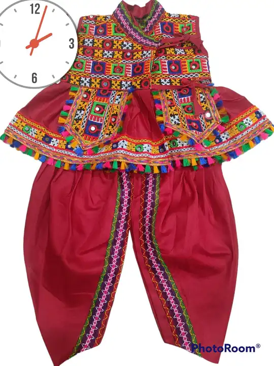 Gujrathi Dandiya dresses.. uploaded by ARIHANT FASHION on 5/10/2023