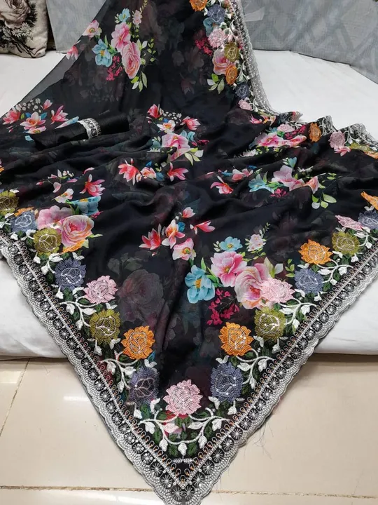 Georgette saree uploaded by SAURYA LIFE STYLE on 5/10/2023