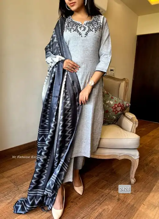*New launch🥰🥰*


*The uber classy grey south khaadi cotton fabric,* uploaded by HARF CLASSIC on 5/30/2024