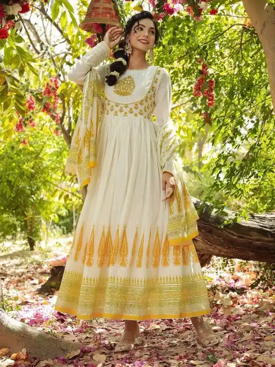 Pure. Mal mal fabric kurta with dupatta set uploaded by Aleexa Outlet on 5/10/2023