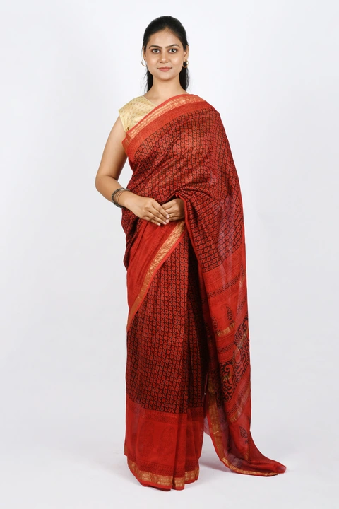 Maheshwari handloom print saree uploaded by Desert pastorale producer company on 5/10/2023