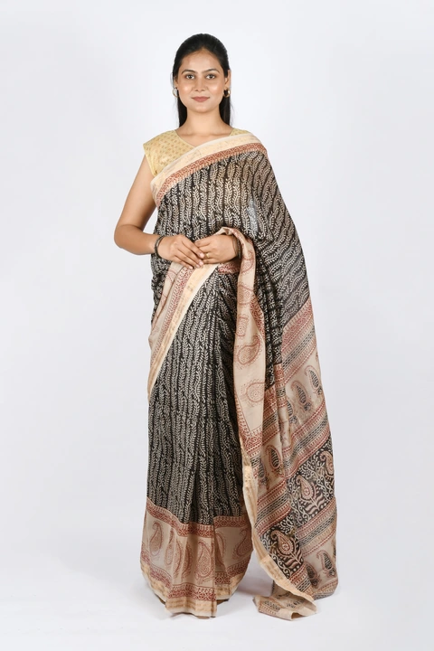 Handloom block print saree uploaded by Desert pastorale producer company on 5/10/2023