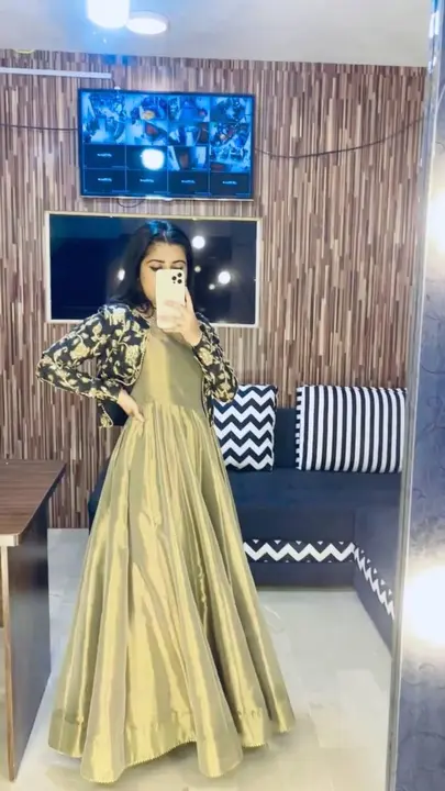 Coaty with gown uploaded by Taha fashion online store on 5/11/2023