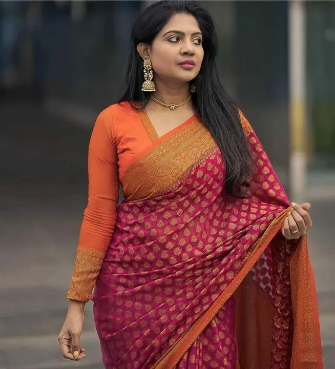 Sarees  uploaded by Villa outfit on 5/11/2023