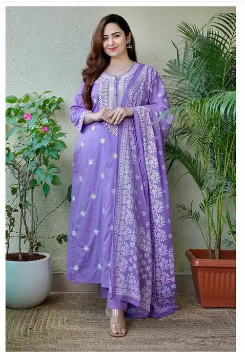 M to XXL, *Premium REYON sulv 140 gram fabric kurta with beautiful thread work embroidery  paired up uploaded by Online Ladies Dresses on 5/11/2023