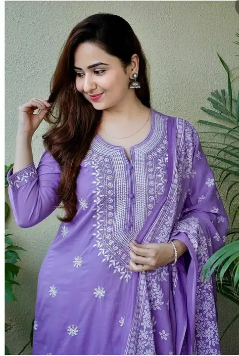 M to XXL, *Premium REYON sulv 140 gram fabric kurta with beautiful thread work embroidery  paired up uploaded by Online Ladies Dresses on 5/11/2023