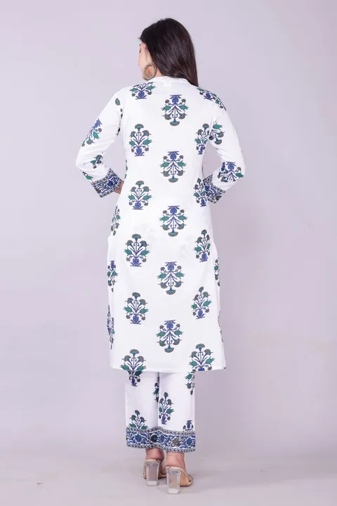 White floral print suit  uploaded by A.N. on 5/11/2023