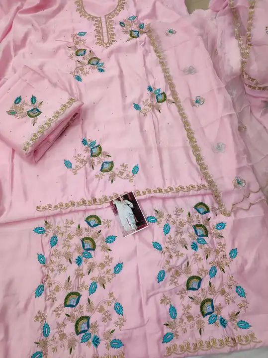 Masleen cotton suit with half pure dupata  uploaded by Manish sales on 5/12/2023