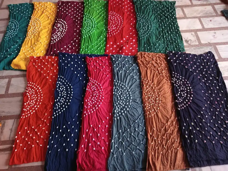 Cotton dupatta  uploaded by Kabeer bandhej house on 5/12/2023