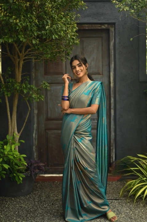 Rich pallu with allover flower buti design saree  uploaded by DHANANJAY CREATIONS on 5/12/2023