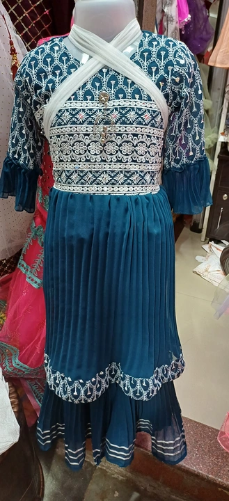 Product uploaded by Shabra Dresses on 5/12/2023