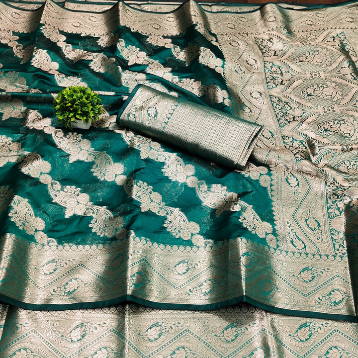 Organza silk saree with zari lehriya design uploaded by Suyukti fab on 5/12/2023