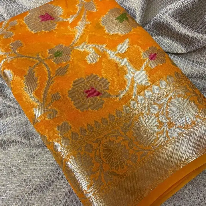 Banarsi semi katan dye silk saree  uploaded by Vina Handloom on 5/13/2023