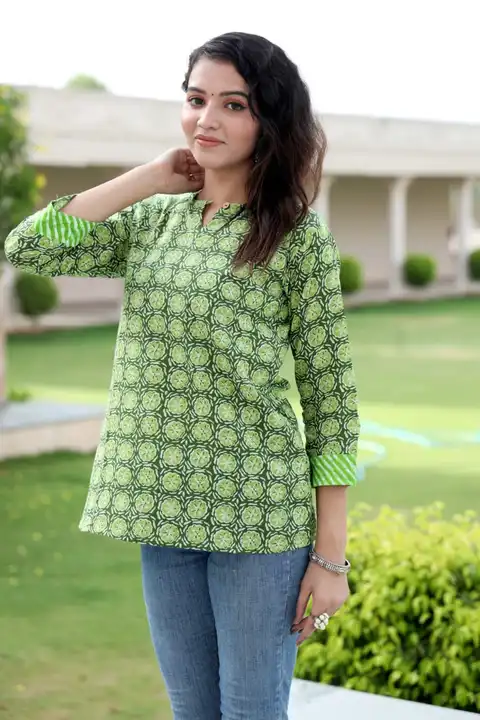 🍁 *New collection of cotton hand printed#TOP available...* 🍁

*Size = 36 to 46*
*Length = 26*
*Arm uploaded by Saiba hand block on 5/13/2023