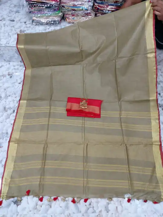 Linen by linen silk saree handloom  uploaded by Alok handloom on 5/13/2023
