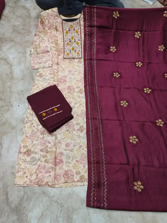 Kurti pant with dupatta  uploaded by business on 5/14/2023