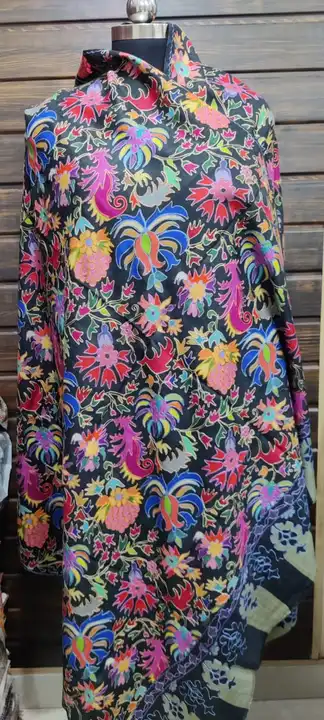 Qalamkari shawl uploaded by R A textiles on 5/14/2023
